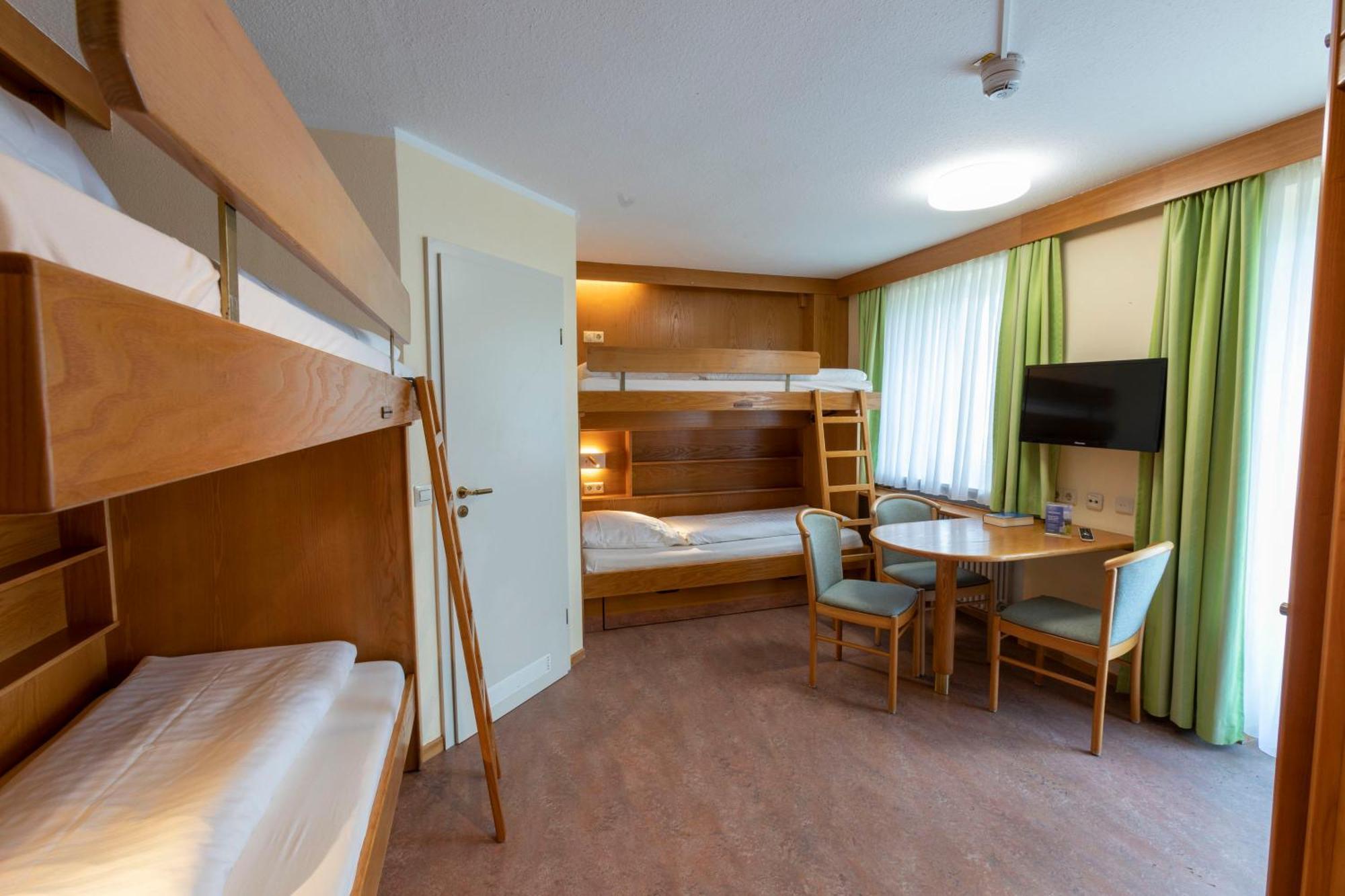 Haus Chiemgau - Kolping-Familienhotel Teisendorf Zewnętrze zdjęcie